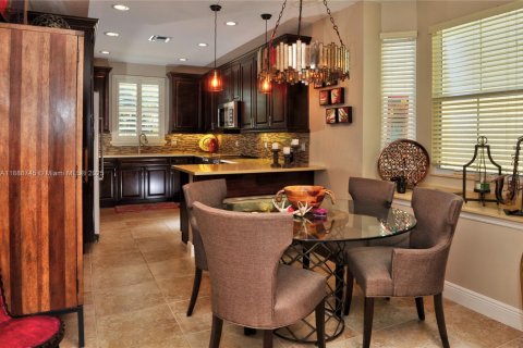 Villa ou maison à vendre à Davie, Floride: 4 chambres, 193.98 m2 № 1942534 - photo 10