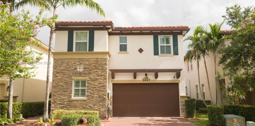 Villa ou maison à Davie, Floride 4 chambres, 193.98 m2 № 1942534