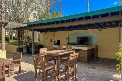 Condo in Fort Lauderdale, Florida, 3 bedrooms  № 1988330 - photo 29