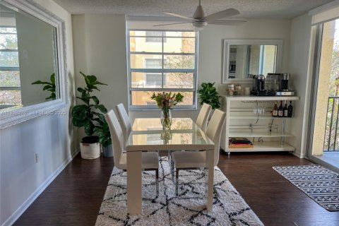 Condo in Fort Lauderdale, Florida, 3 bedrooms  № 1988330 - photo 3