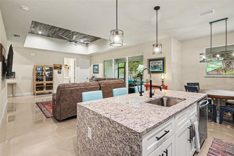 Casa en venta en LaBelle, Florida, 3 dormitorios, 139.35 m2 № 2077615 - foto 11