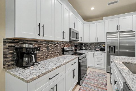 Casa en venta en LaBelle, Florida, 3 dormitorios, 139.35 m2 № 2077615 - foto 13