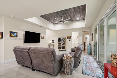 Casa en venta en LaBelle, Florida, 3 dormitorios, 139.35 m2 № 2077615 - foto 5