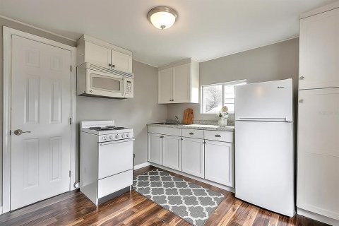 House in Ormond Beach, Florida 3 bedrooms, 95.04 sq.m. № 1776946 - photo 8