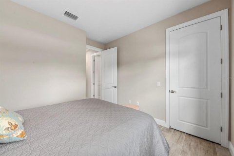 House in Sarasota, Florida 3 bedrooms, 231.23 sq.m. № 1725748 - photo 26