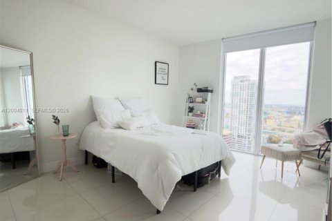 Condo in Miami, Florida, 3 bedrooms  № 2068291 - photo 15