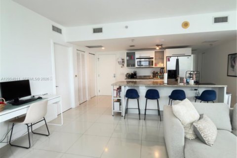 Condo in Miami, Florida, 3 bedrooms  № 2068291 - photo 6