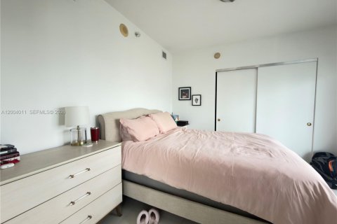 Condo in Miami, Florida, 3 bedrooms  № 2068291 - photo 8