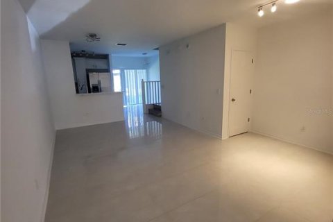 Adosado en alquiler en Riverview, Florida, 3 dormitorios, 131.18 m2 № 1903351 - foto 3
