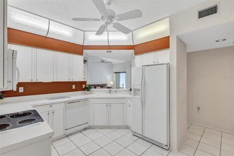 Condominio en venta en Bradenton, Florida, 2 dormitorios, 93.27 m2 № 2095007 - foto 6