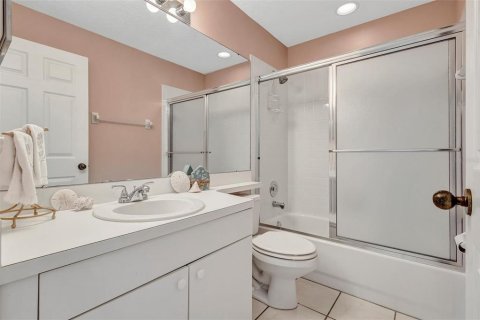 Condominio en venta en Bradenton, Florida, 2 dormitorios, 93.27 m2 № 2095007 - foto 4