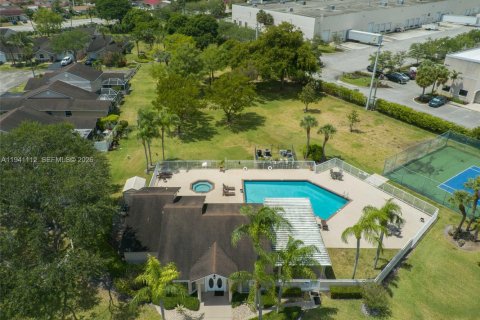 Adosado en alquiler en Deerfield Beach, Florida, 3 dormitorios, 126.72 m2 № 1997858 - foto 16