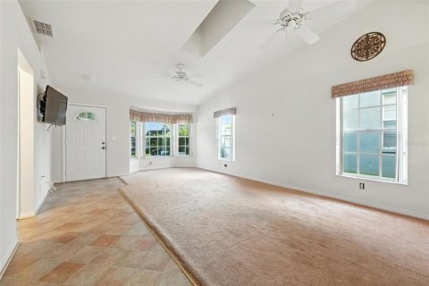 Casa en venta en Zephyrhills, Florida, 2 dormitorios, 110.65 m2 № 1856041 - foto 7