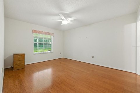 Casa en venta en Zephyrhills, Florida, 2 dormitorios, 110.65 m2 № 1856041 - foto 14