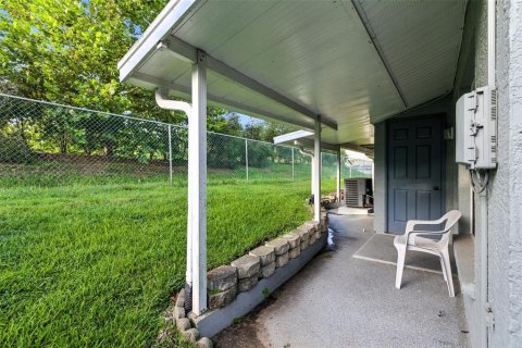 Casa en venta en Zephyrhills, Florida, 2 dormitorios, 110.65 m2 № 1856041 - foto 20