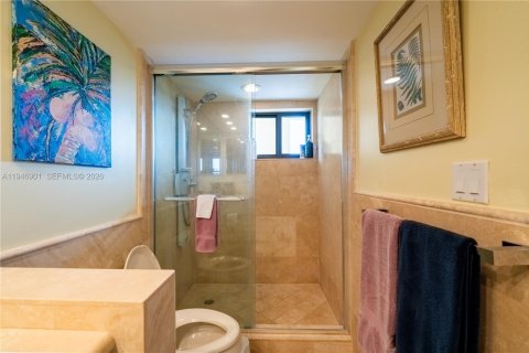 Condo in Jupiter, Florida, 2 bedrooms  № 2003075 - photo 15