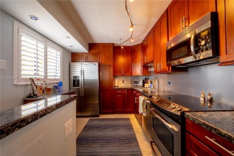 Condo in Jupiter, Florida, 2 bedrooms  № 2003075 - photo 30
