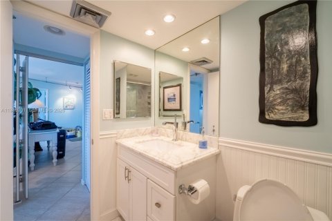 Condo in Jupiter, Florida, 2 bedrooms  № 2003075 - photo 18