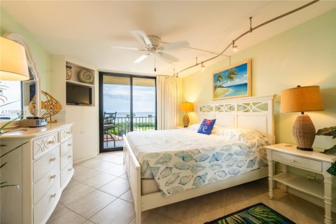 Condo in Jupiter, Florida, 2 bedrooms  № 2003075 - photo 2