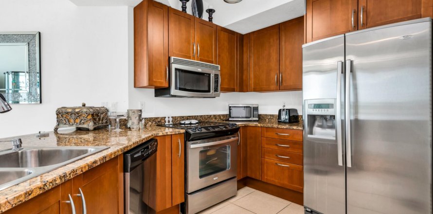 Condominio en Boynton Beach, Florida, 1 dormitorio № 1210128