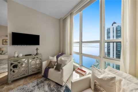 Condominio en venta en Miami, Florida, 3 dormitorios, 180.23 m2 № 1991517 - foto 6