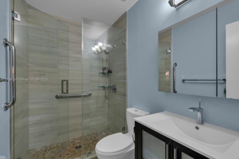 Touwnhouse à vendre à Cooper City, Floride: 2 chambres, 110.37 m2 № 1965082 - photo 6