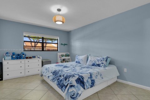 Touwnhouse à vendre à Cooper City, Floride: 2 chambres, 110.37 m2 № 1965082 - photo 18