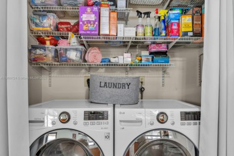 Touwnhouse à vendre à Cooper City, Floride: 2 chambres, 110.37 m2 № 1965082 - photo 16