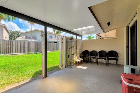 Touwnhouse à vendre à Cooper City, Floride: 2 chambres, 110.37 m2 № 1965082 - photo 24