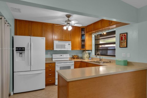 Touwnhouse à vendre à Cooper City, Floride: 2 chambres, 110.37 m2 № 1965082 - photo 13