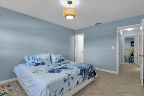 Touwnhouse à vendre à Cooper City, Floride: 2 chambres, 110.37 m2 № 1965082 - photo 5