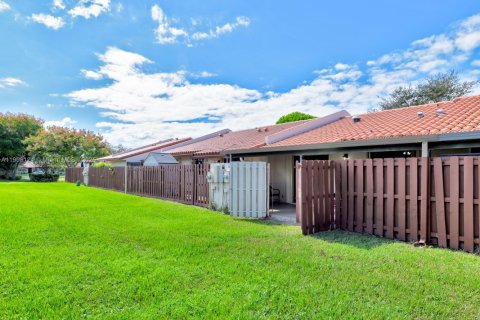 Touwnhouse à vendre à Cooper City, Floride: 2 chambres, 110.37 m2 № 1965082 - photo 25