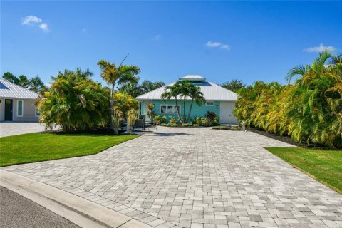 Casa en venta en Arcadia, Florida, 1 dormitorio, 92.9 m2 № 1901421 - foto 1