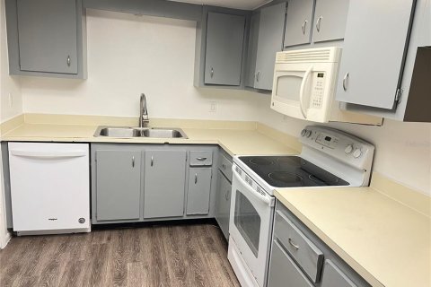 Condominio en venta en South Daytona, Florida, 2 dormitorios, 85.66 m2 № 1203495 - foto 5