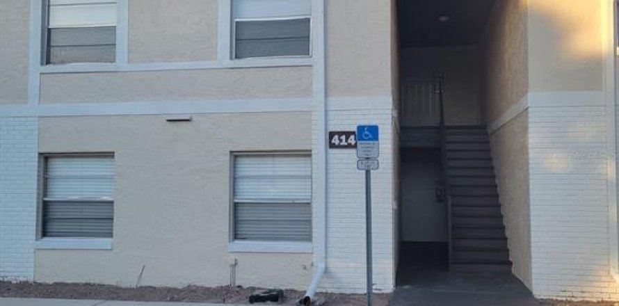 Condominio en South Daytona, Florida, 2 dormitorios  № 1203495