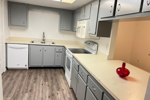 Condominio en venta en South Daytona, Florida, 2 dormitorios, 85.66 m2 № 1203495 - foto 4