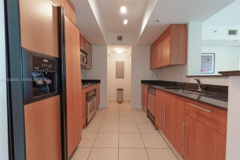 Condo in Miami, Florida, 2 bedrooms № 2145902 - photo 23