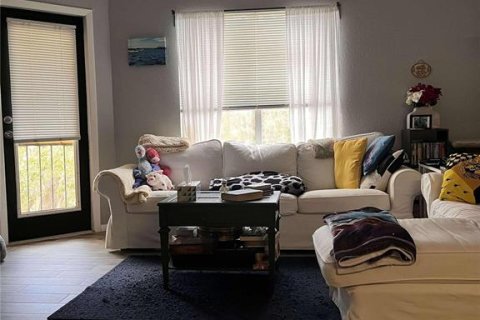 Condominio en alquiler en Kissimmee, Florida, 1 dormitorio, 61.78 m2 № 1533632 - foto 21