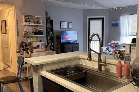 Condominio en alquiler en Kissimmee, Florida, 1 dormitorio, 61.78 m2 № 1533632 - foto 14