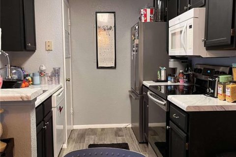 Condominio en alquiler en Kissimmee, Florida, 1 dormitorio, 61.78 m2 № 1533632 - foto 10