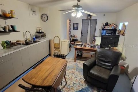Commercial property in Saint Petersburg, Florida 175.12 sq.m. № 2143790 - photo 28
