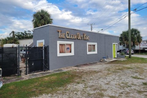 Commercial property in Saint Petersburg, Florida 175.12 sq.m. № 2143790
