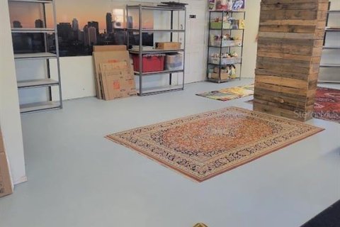 Commercial property in Saint Petersburg, Florida 175.12 sq.m. № 2143790 - photo 20