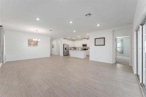 House in Ocala, Florida 3 bedrooms, 189.43 sq.m. № 2280070 - photo 16