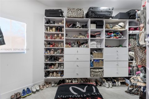 Adosado en alquiler en Aventura, Florida, 4 dormitorios, 234.11 m2 № 2054157 - foto 27