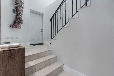 Adosado en alquiler en Aventura, Florida, 4 dormitorios, 234.11 m2 № 2054157 - foto 11