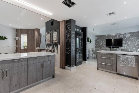 Adosado en alquiler en Aventura, Florida, 4 dormitorios, 234.11 m2 № 2054157 - foto 13