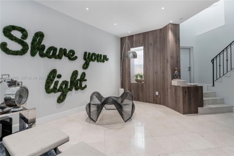 Adosado en alquiler en Aventura, Florida, 4 dormitorios, 234.11 m2 № 2054157 - foto 4