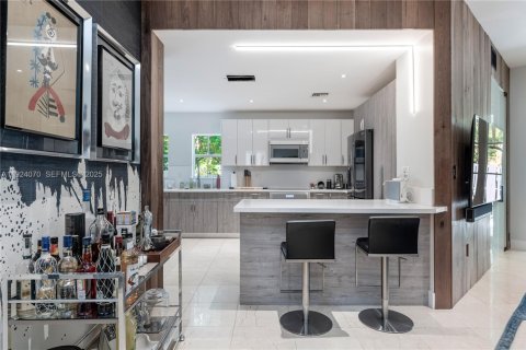 Adosado en alquiler en Aventura, Florida, 4 dormitorios, 234.11 m2 № 2054157 - foto 7