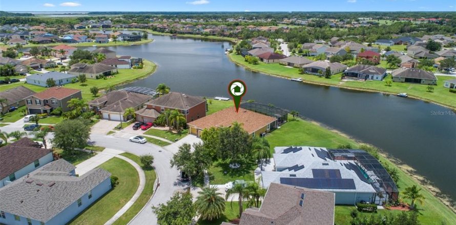 House in Kissimmee, Florida 3 bedrooms, 231.7 sq.m. № 1826486